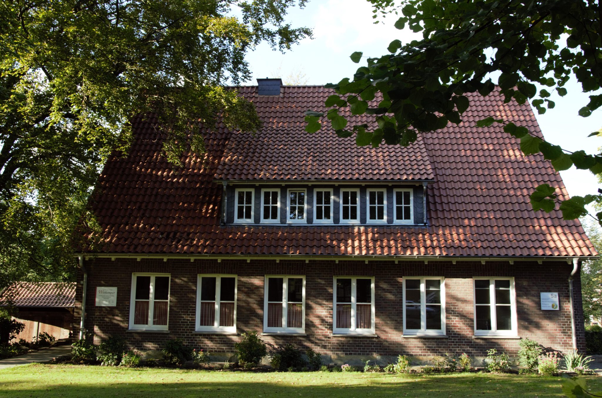 <font color="#d52d08">Startseite</font> <font color="#d52d08">Startseite</font>